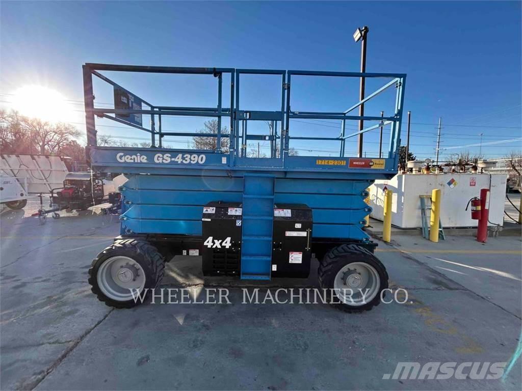 Genie GS4390 RT Piattaforme a pantografo