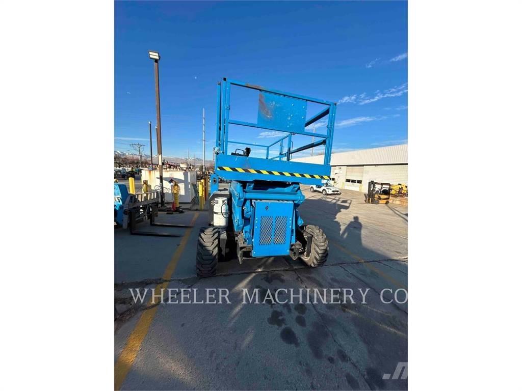 Genie GS4390 RT Piattaforme a pantografo