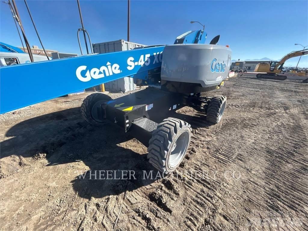 Genie S45XC Piattaforme a braccio articolato