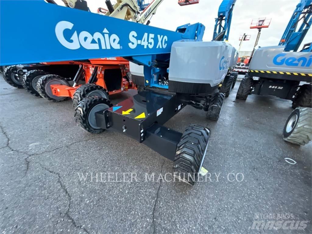 Genie S45XC Piattaforme a braccio articolato