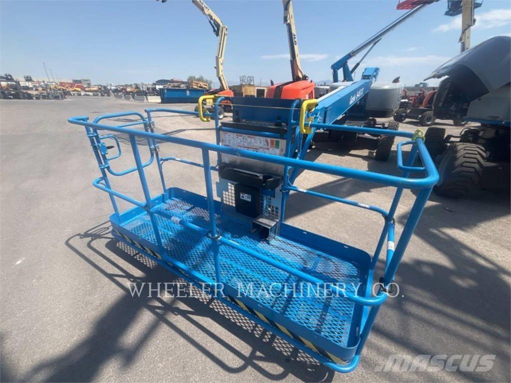 Genie S45XC Piattaforme a braccio articolato