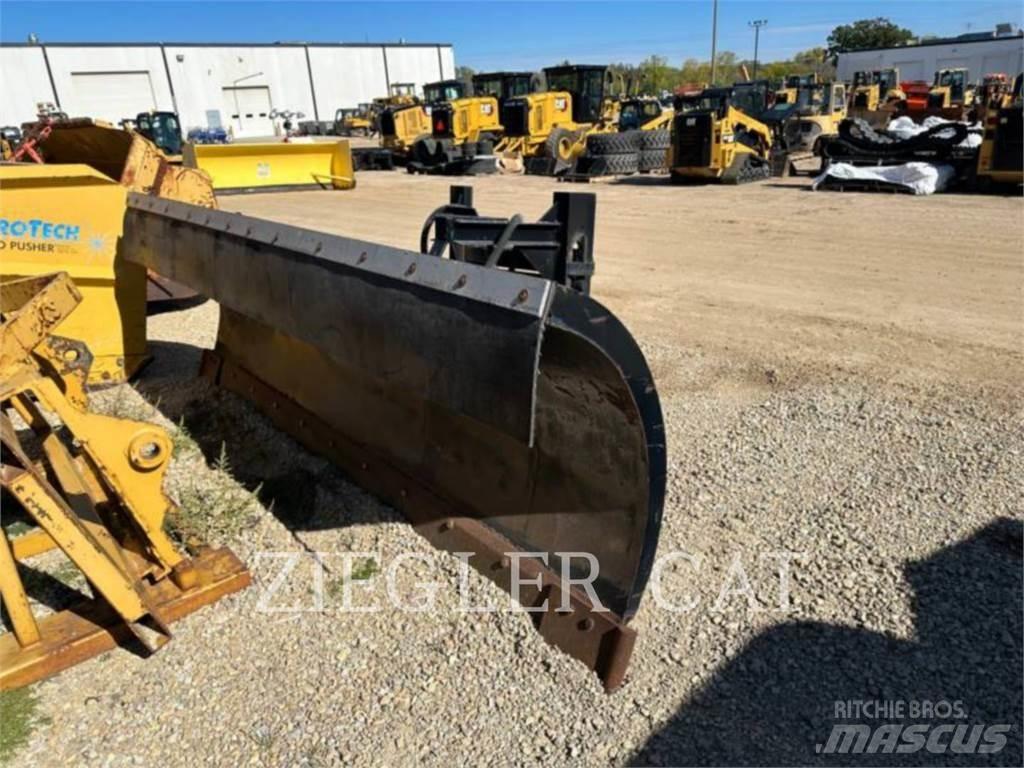  HENDERSON PLOW Spazzaneve