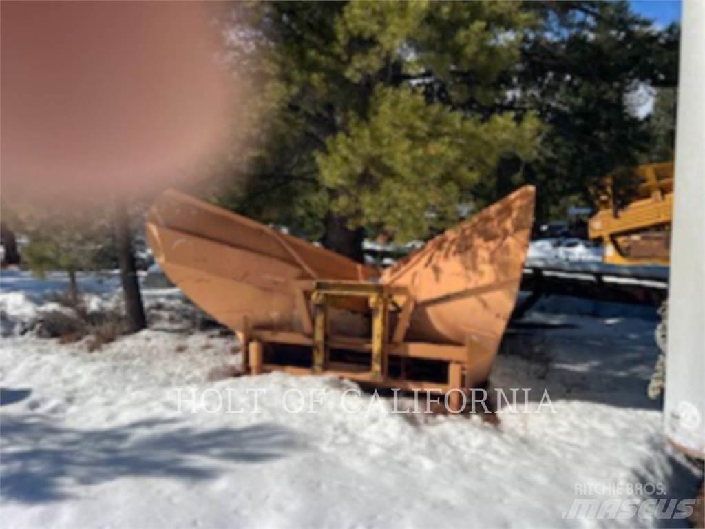 Henke SNOW PLOW Spazzaneve