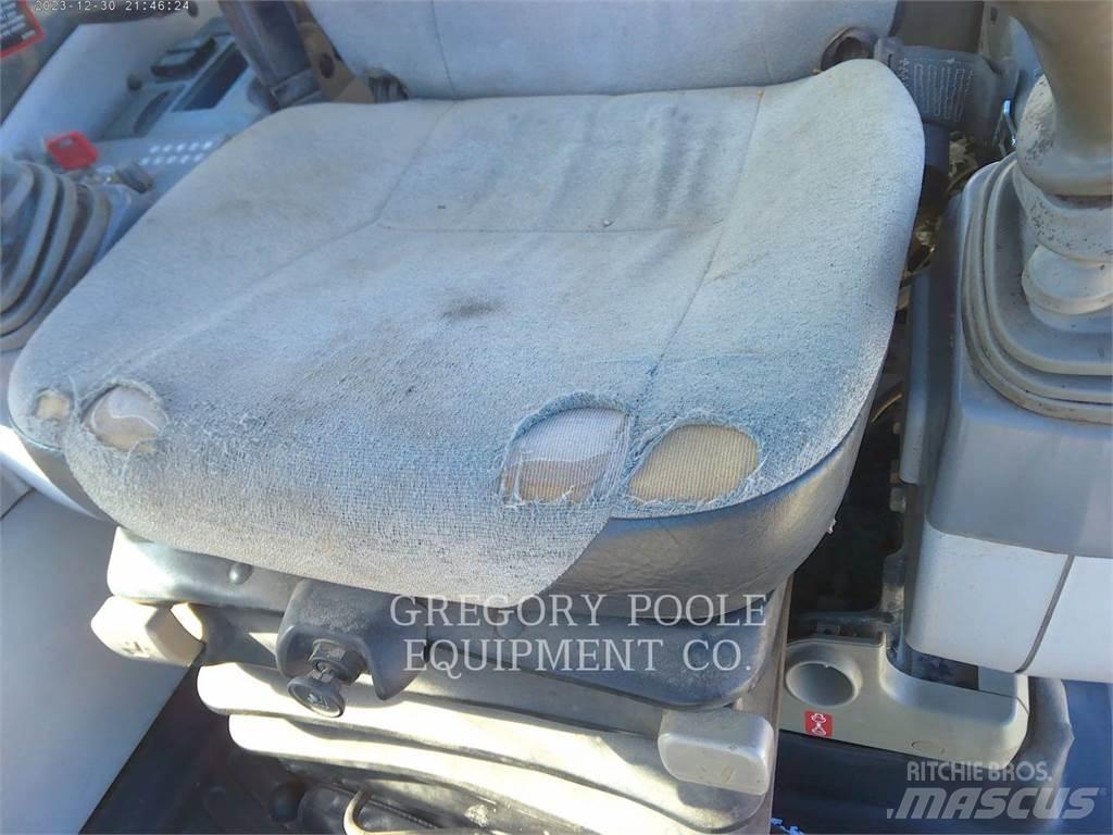 Hitachi 210LC Escavatori cingolati