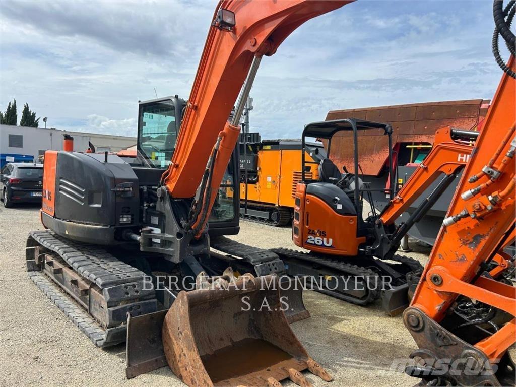 Hitachi ZAXIS85 Pale gommate