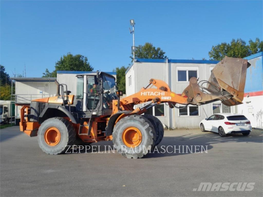Hitachi ZW250 Pale gommate