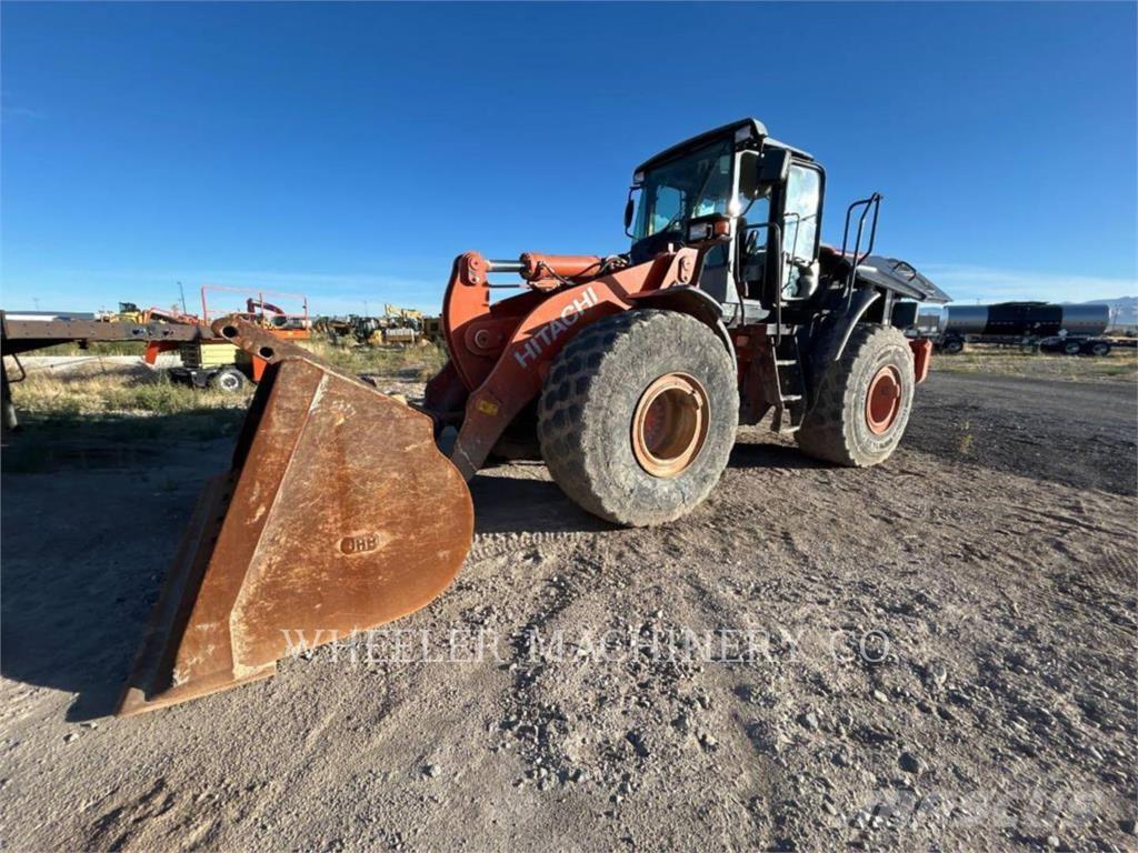 Hitachi ZW250-6 Pale gommate