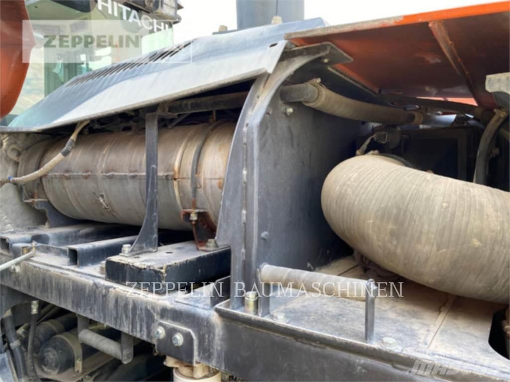 Hitachi ZW310-6 Pale gommate
