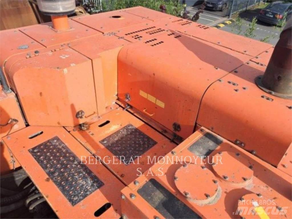 Hitachi ZX 670 45 Escavatori cingolati