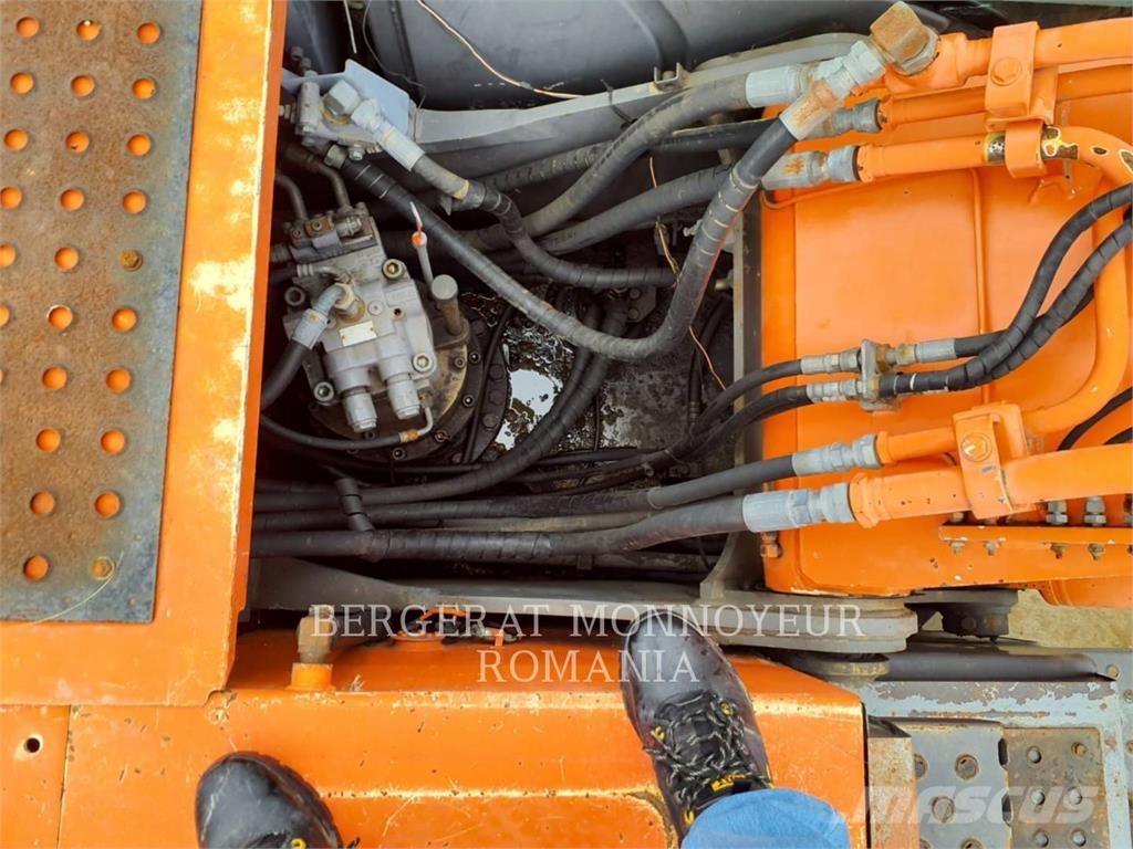 Hitachi ZX2400N-3 Escavatori cingolati