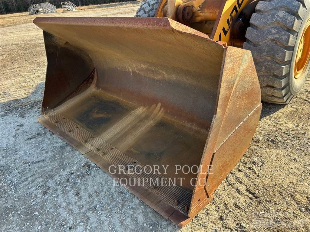 Hyundai HL757-7 Pale gommate