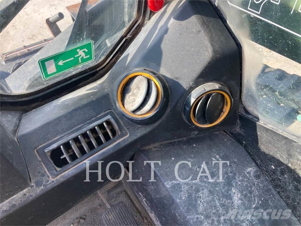 JCB 270T Pale cingolate