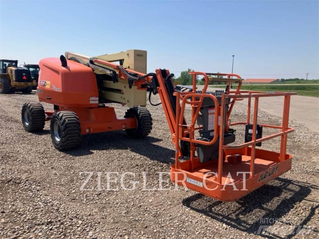 JLG 450AJ Piattaforme a braccio articolato