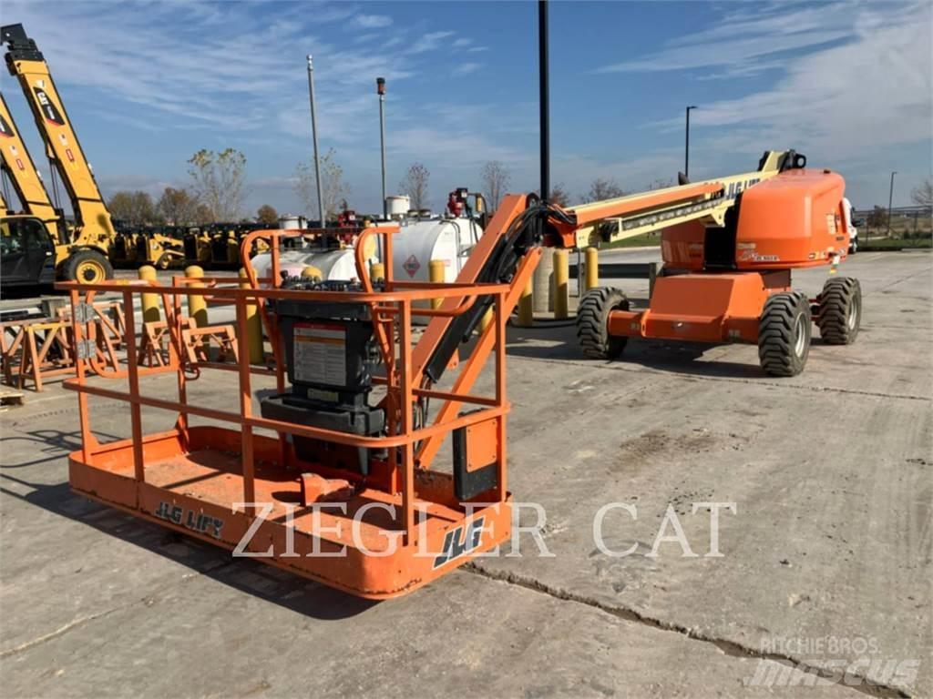 JLG 460SJ Piattaforme a braccio articolato