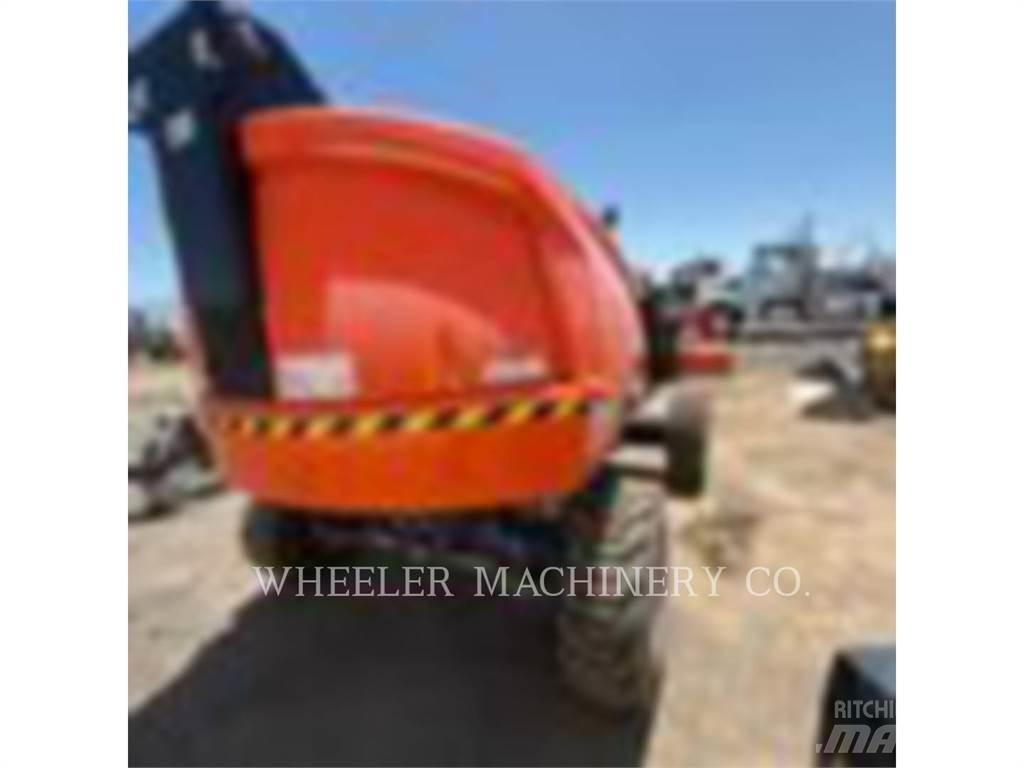 JLG 460SJ Piattaforme a braccio articolato