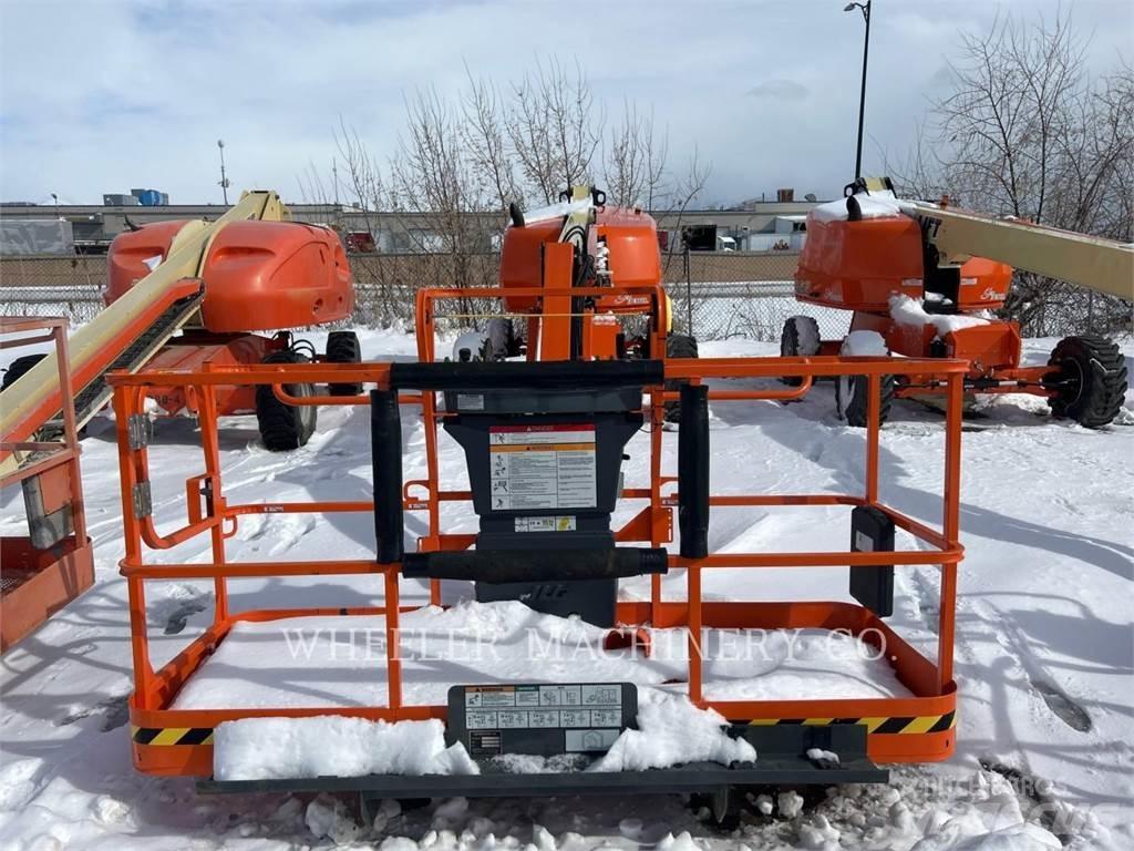 JLG 460SJ SP Piattaforme a braccio articolato