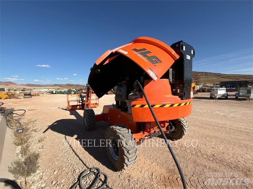 JLG 460SJ SP Piattaforme a braccio articolato