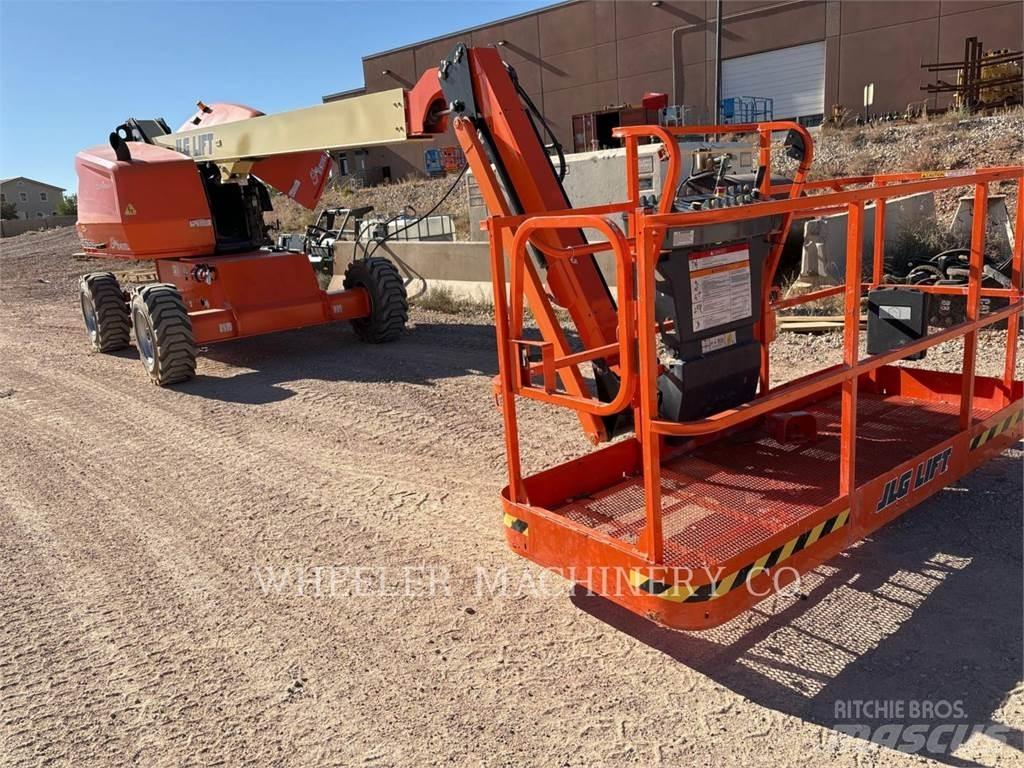 JLG 460SJ SP Piattaforme a braccio articolato
