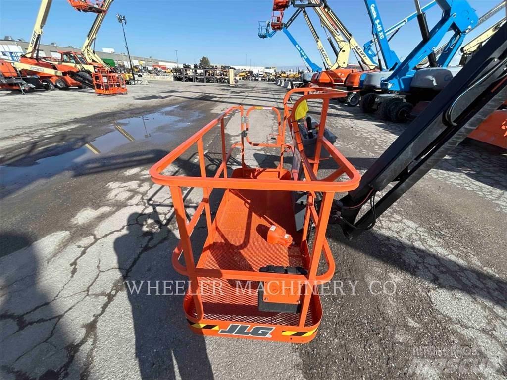 JLG 460SJ SP Piattaforme a braccio articolato
