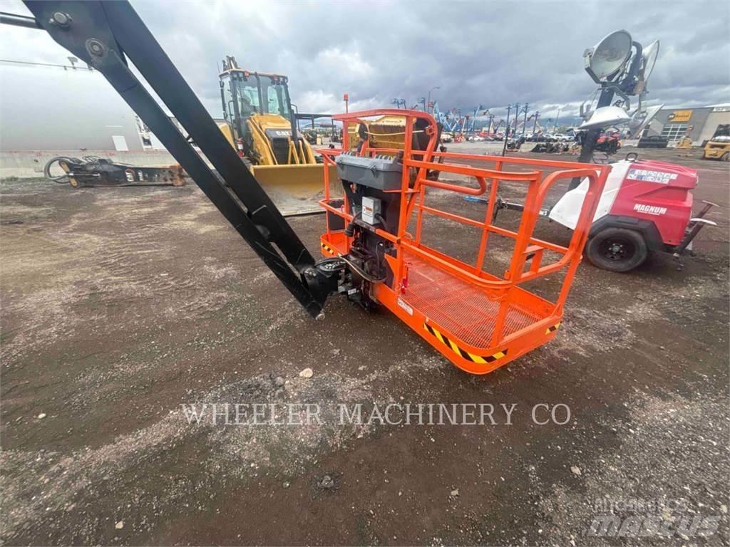 JLG 460SJ SP Piattaforme a braccio articolato