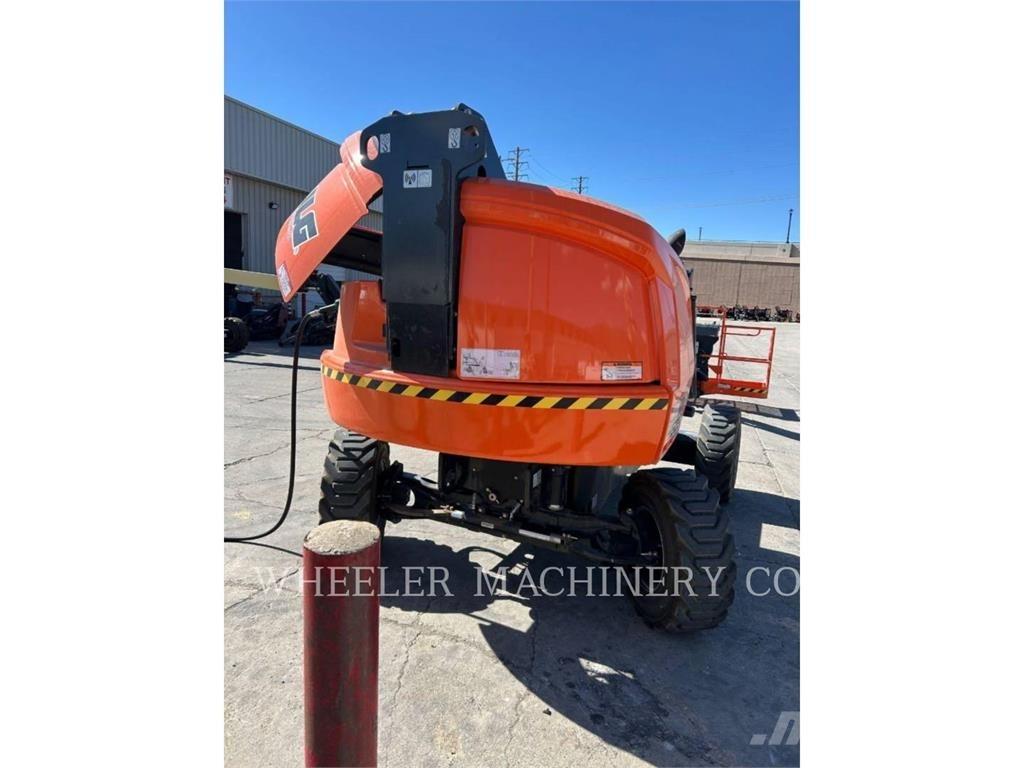 JLG 460SJ SP Piattaforme a braccio articolato