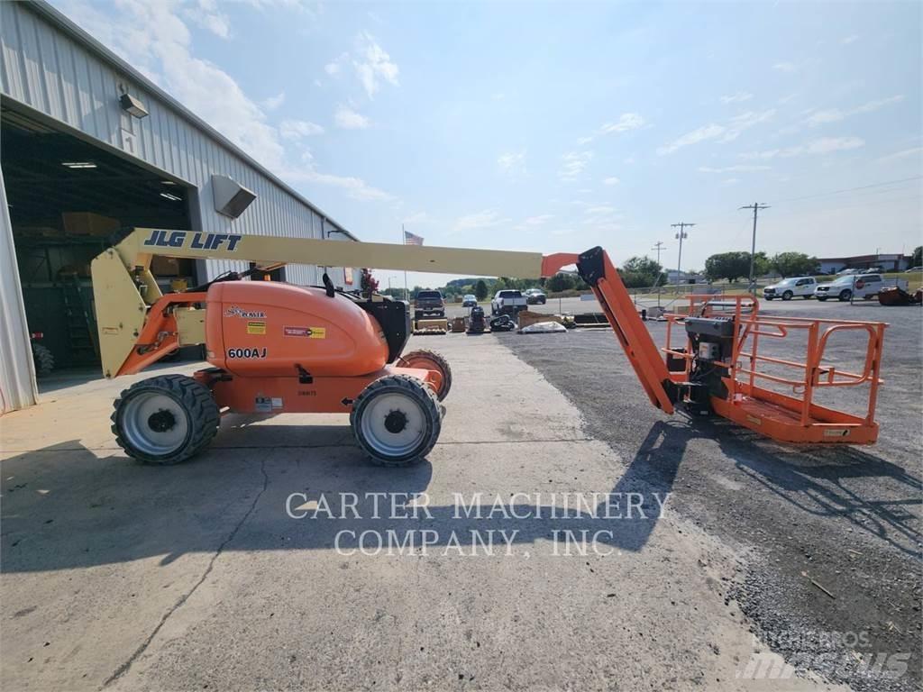 JLG 600AJ Piattaforme a braccio articolato