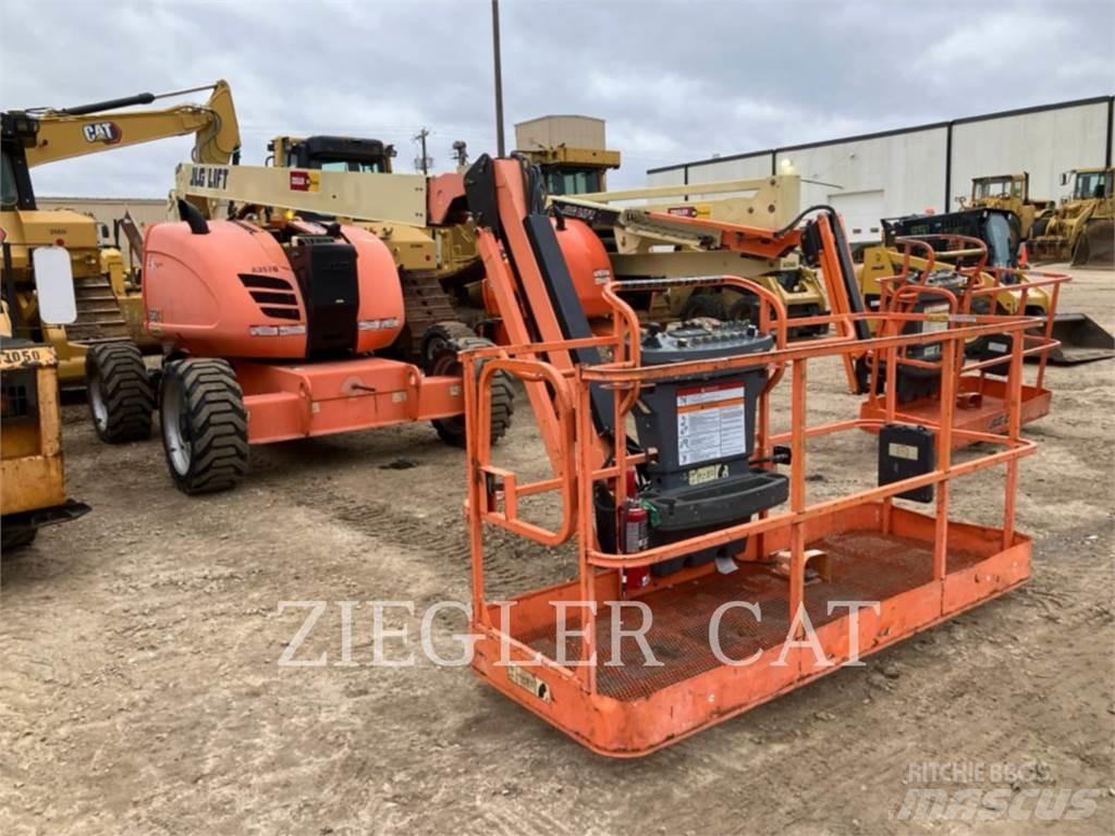 JLG 600AJ Piattaforme a braccio articolato