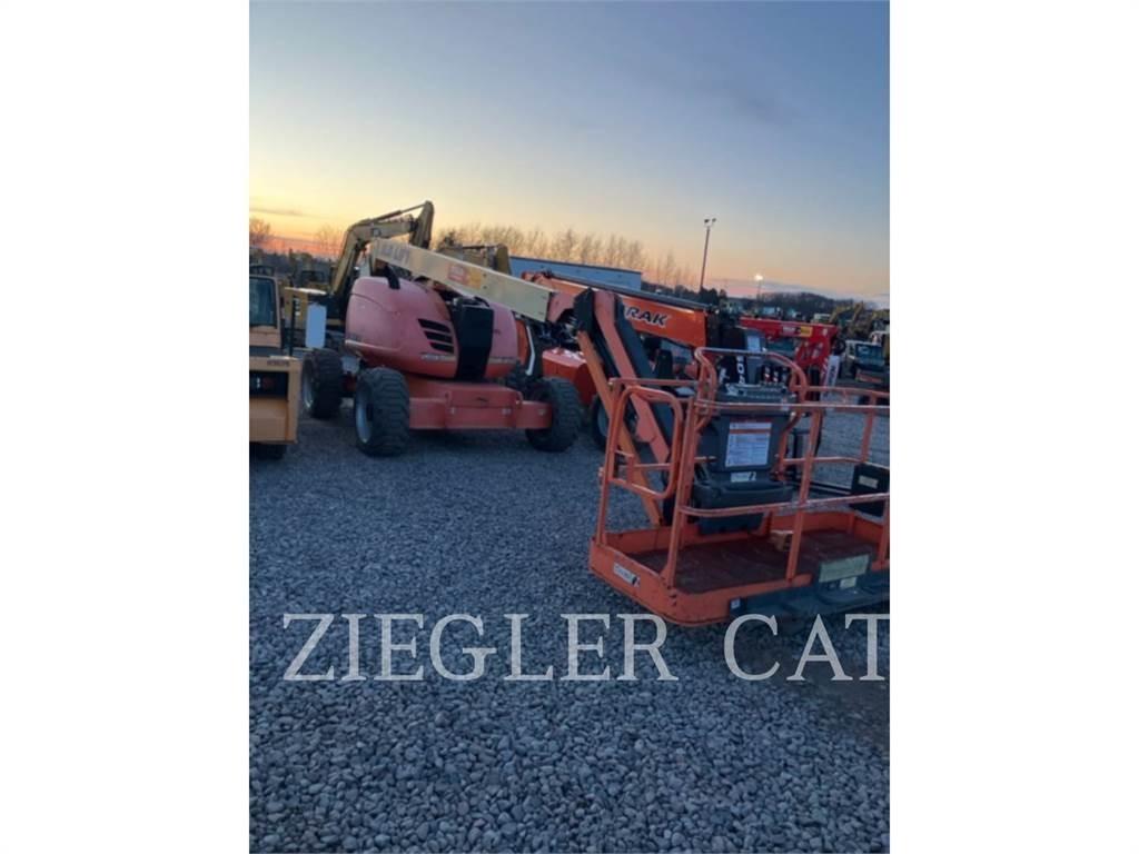 JLG 600AJ Piattaforme a braccio articolato