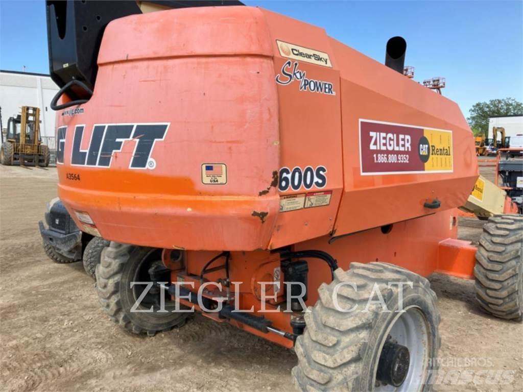 JLG 600S Piattaforme a braccio articolato