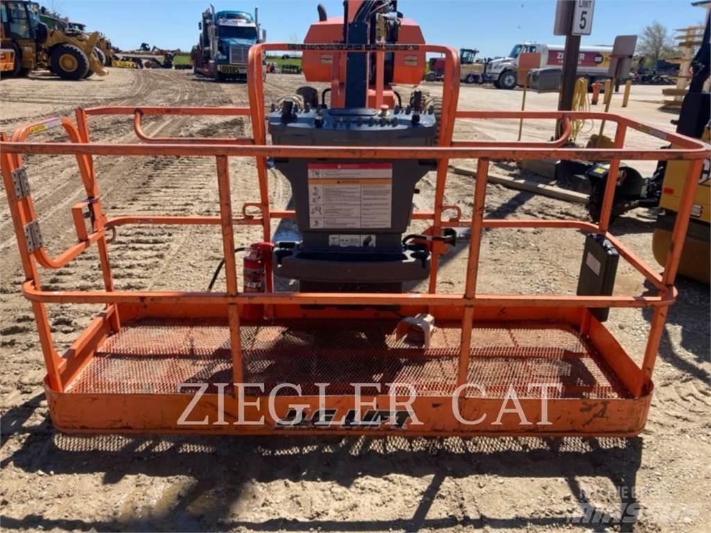 JLG 660SJ Piattaforme a braccio articolato