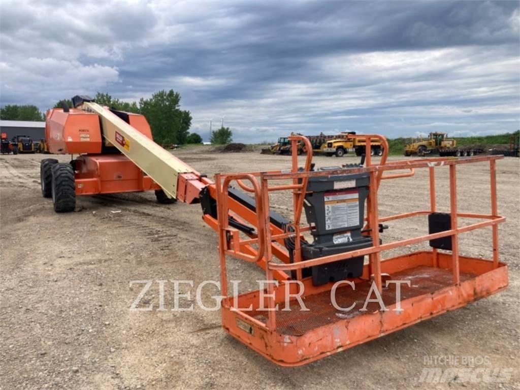 JLG 660SJ Piattaforme a braccio articolato