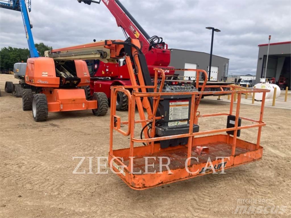 JLG 660SJ Piattaforme a braccio articolato