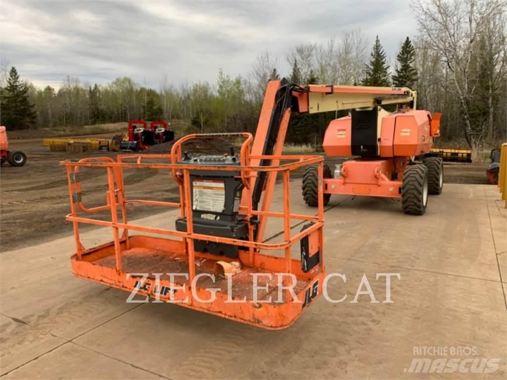 JLG 800AJ Piattaforme a braccio articolato