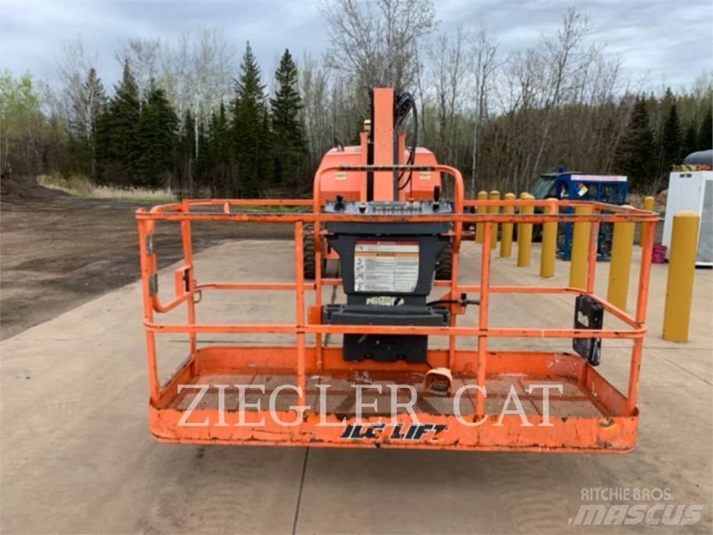 JLG 800AJ Piattaforme a braccio articolato
