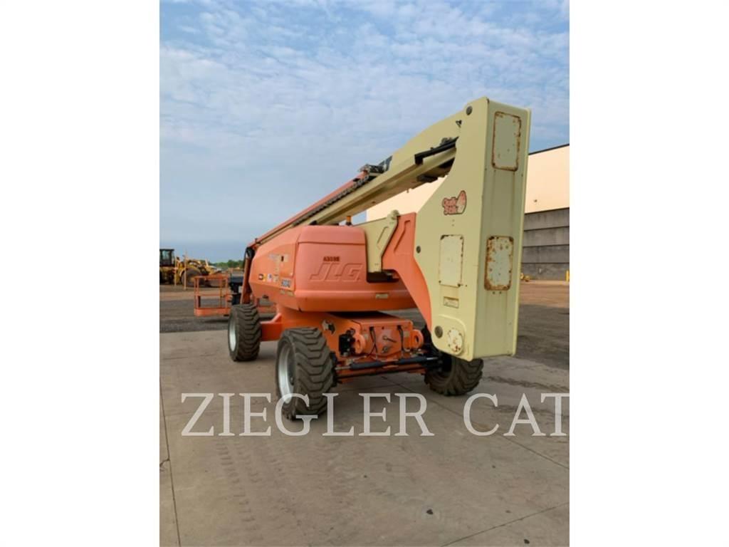JLG 800AJ Piattaforme a braccio articolato