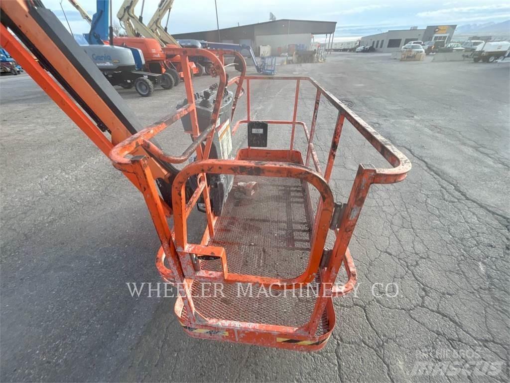 JLG 800AJ SP Piattaforme a braccio articolato