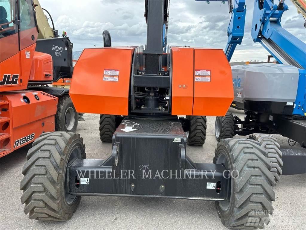JLG 860SJ SP Piattaforme a braccio articolato
