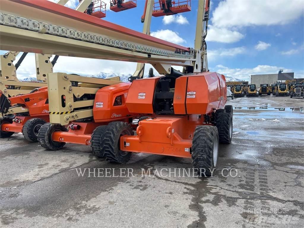 JLG 860SJ SP Piattaforme a braccio articolato