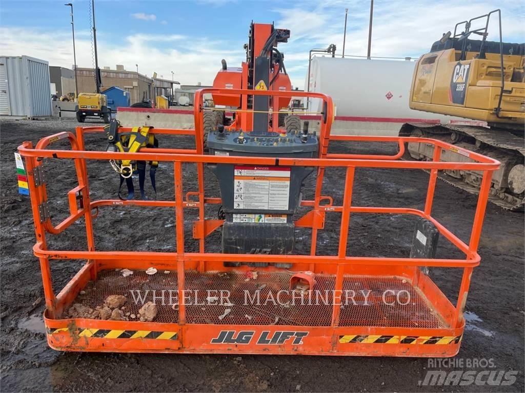 JLG 860SJ SP Piattaforme a braccio articolato