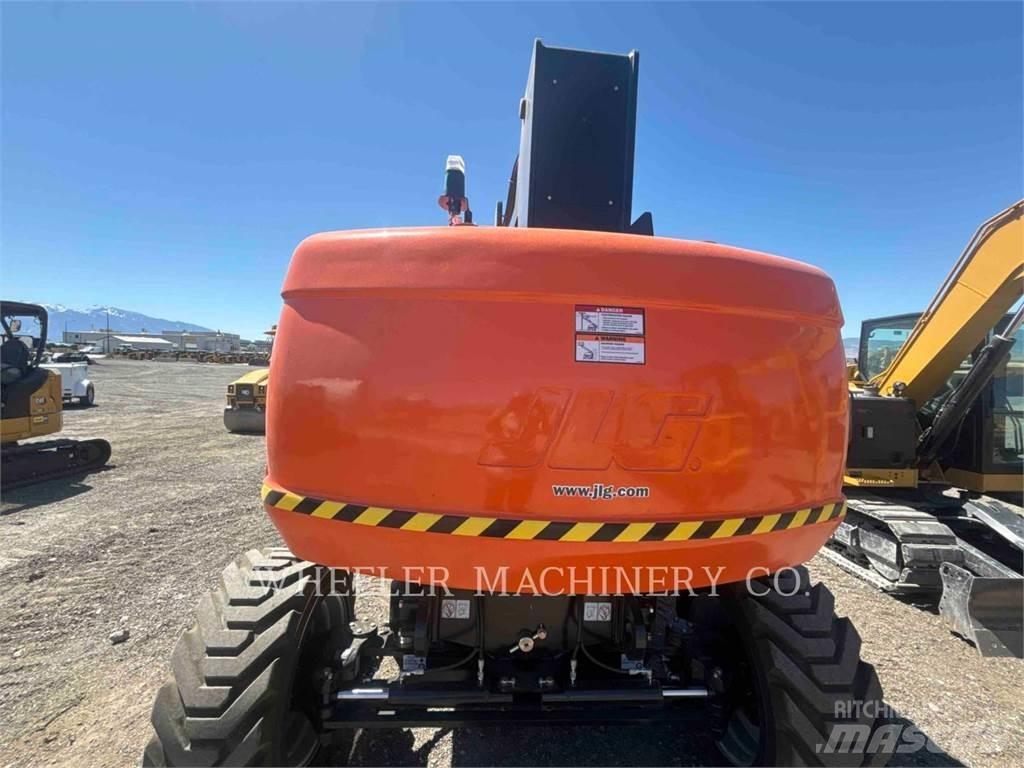 JLG 860SJ SP Piattaforme a braccio articolato