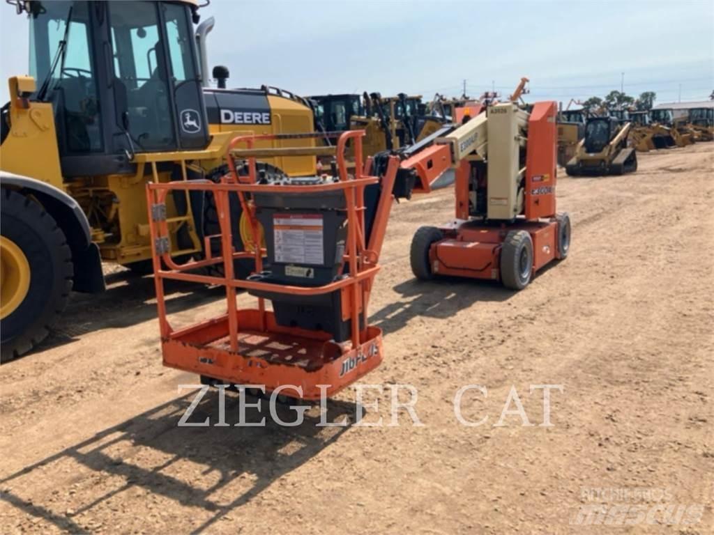 JLG E300AJP Piattaforme a braccio articolato