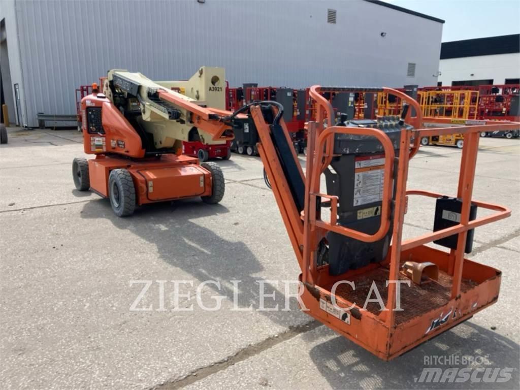 JLG E400AJPN Piattaforme a braccio articolato
