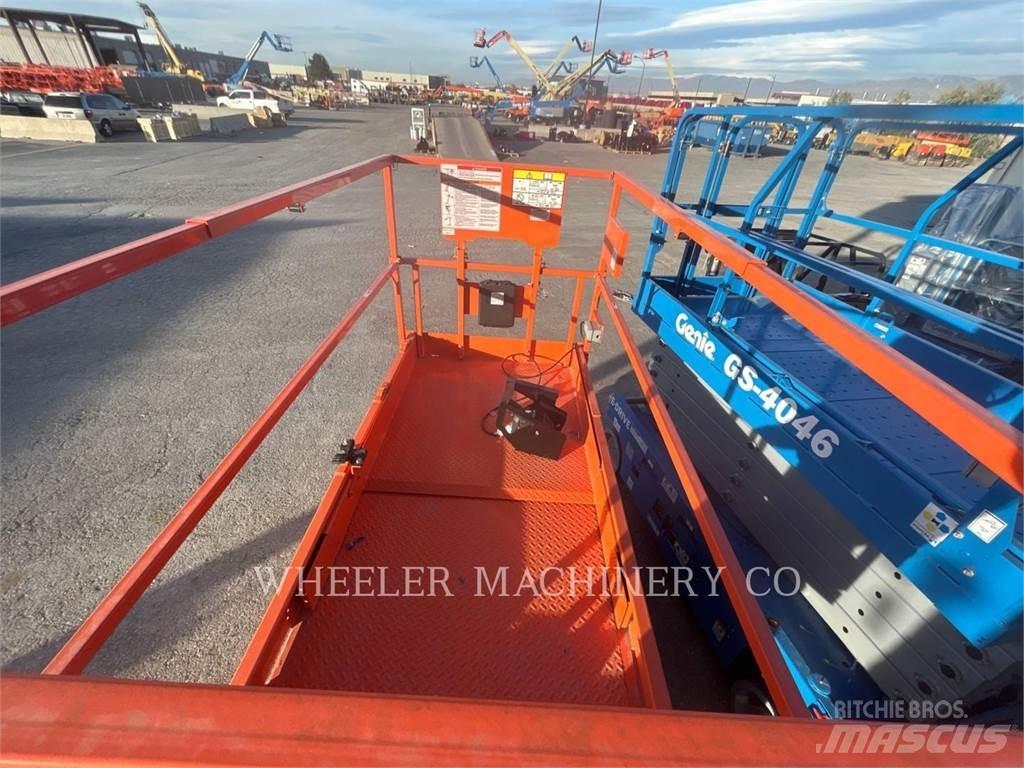 JLG ES2646 Piattaforme a pantografo