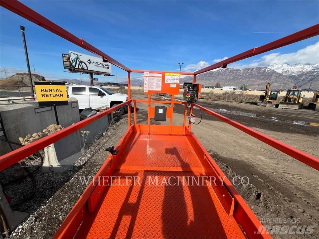 JLG ES2646 Piattaforme a pantografo