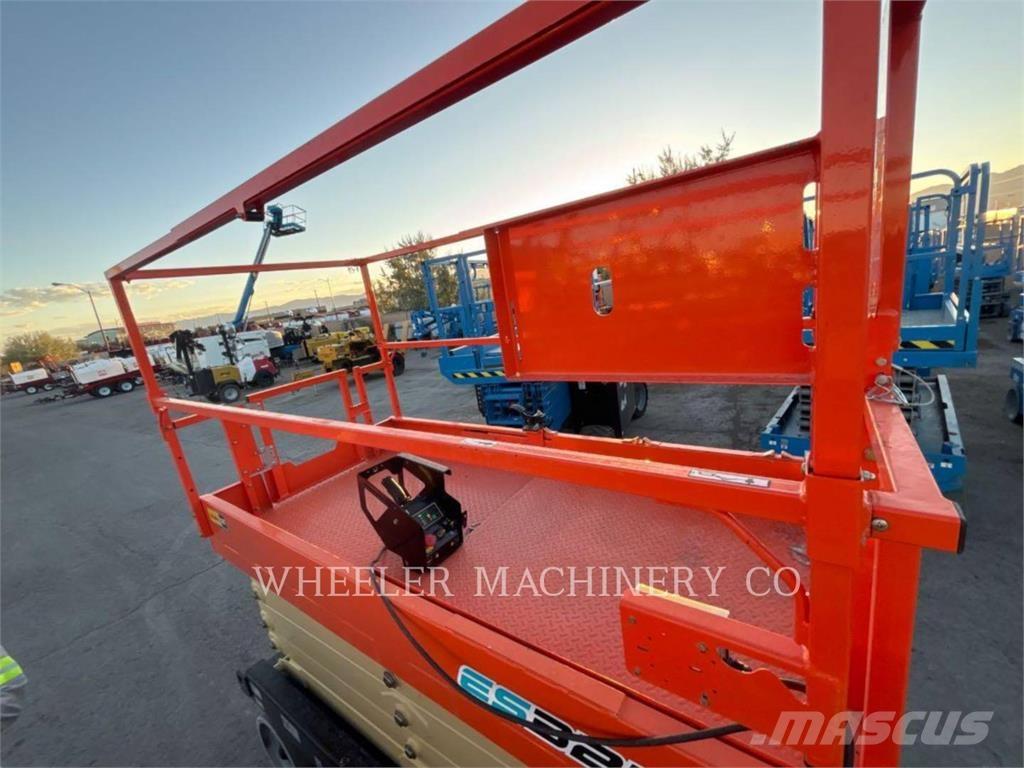 JLG ES3246 Piattaforme a pantografo