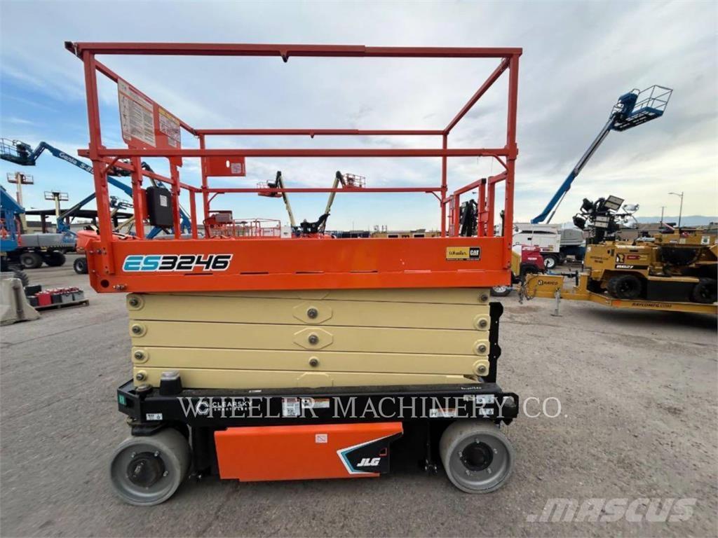 JLG ES3246 Piattaforme a pantografo