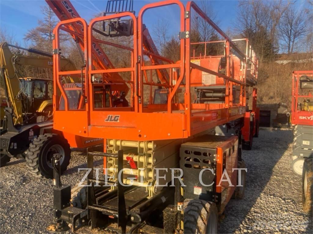 JLG RT3369 Piattaforme a pantografo