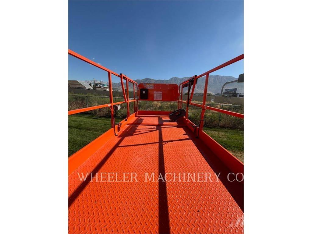 JLG RT3369 Piattaforme a pantografo