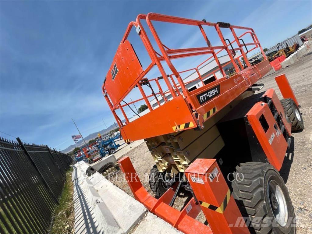 JLG RT4394 Piattaforme a pantografo