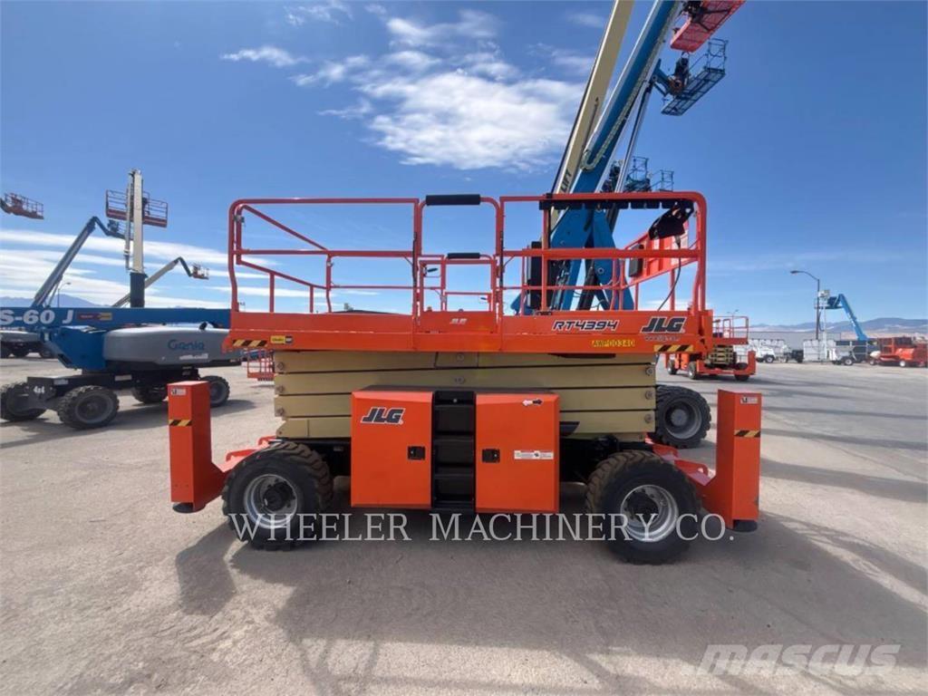 JLG RT4394 Piattaforme a pantografo